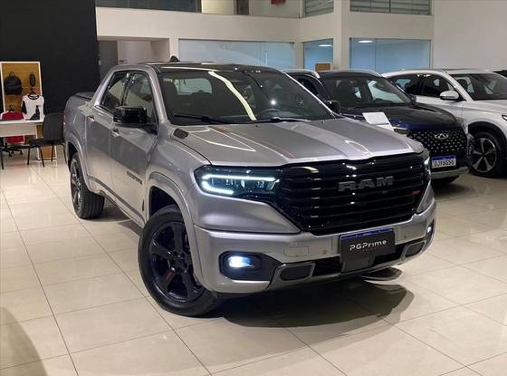 RAM RAMPAGE 2.0 HURRICANE 4 TURBO GASOLINA R/T 4X4 AUTOMÁTICO
